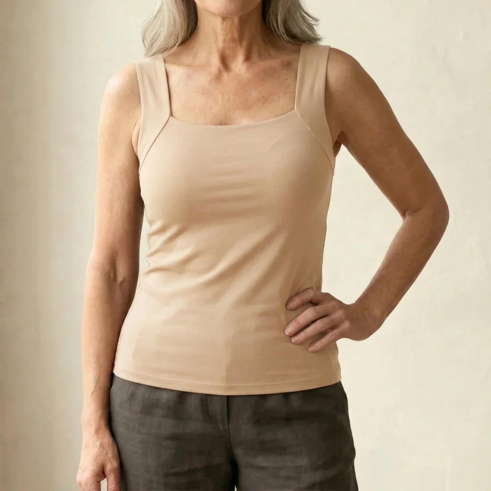 Roxana | Camiseta de Tirantes con Sujetador Integrado