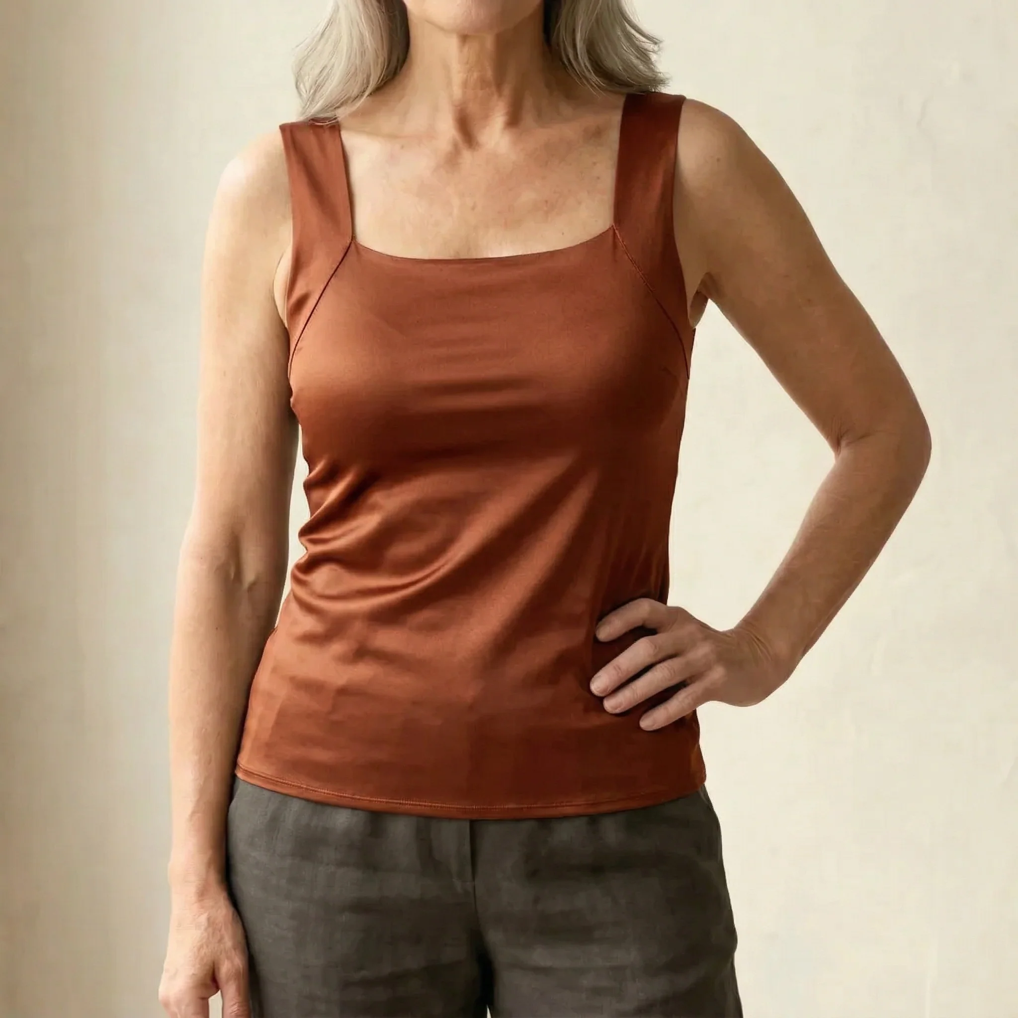 Roxana | Camiseta de Tirantes con Sujetador Integrado